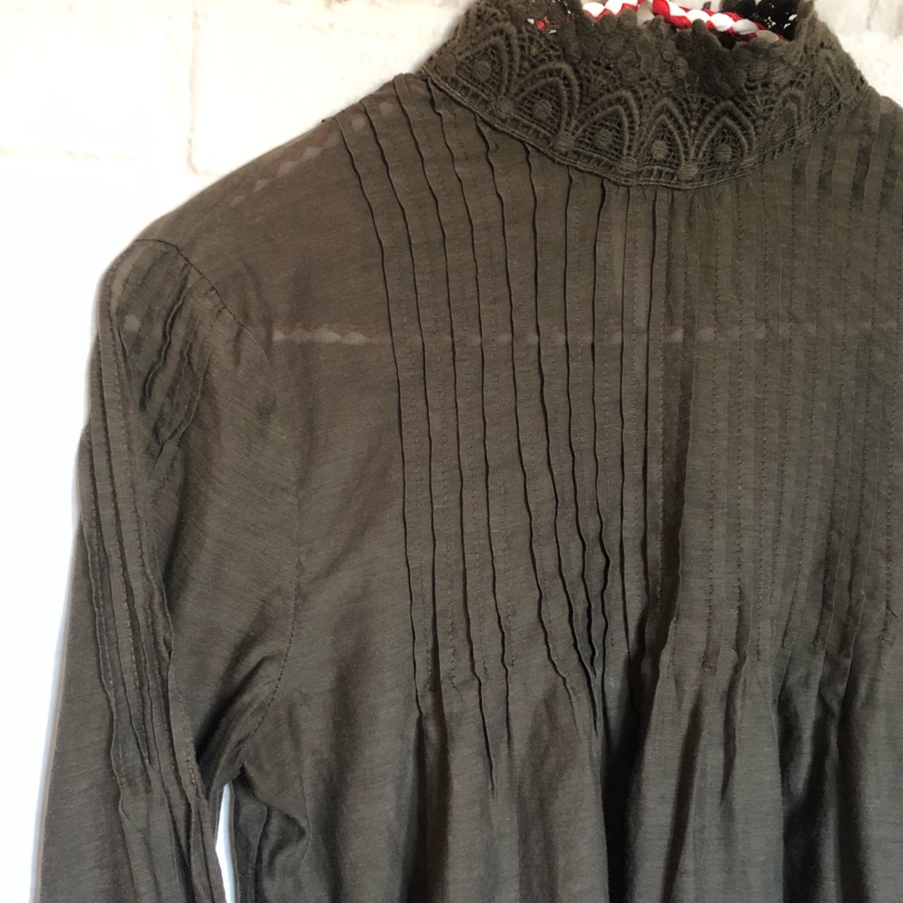 2/$30 H&M green high-neck blouse
